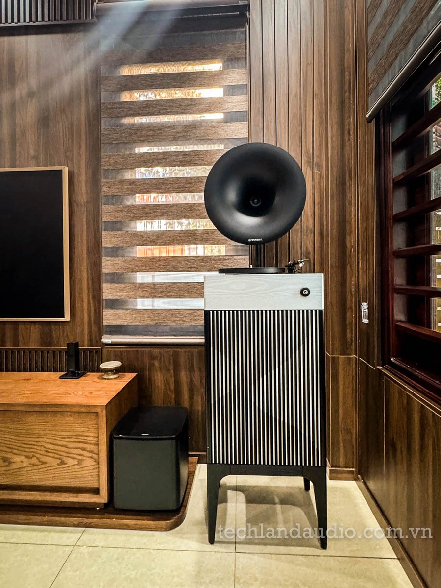 AudioTechland's tweet photo. Nét cô đọng trong thiêt kế “Minimalist design concept”
bởi sự đối lập trong vật liệu, tối giản nhưng tinh tế, tạo nên một không gian thật tĩnh tại, đầy sâu lắng...
TecHland Audio 39 Tràng Thi, Hoàn Kiếm, Hà Nội
#Gramophone #techlandaudio #Music #Donuti5 #vinyl https://t.co/tM7noYzzck
