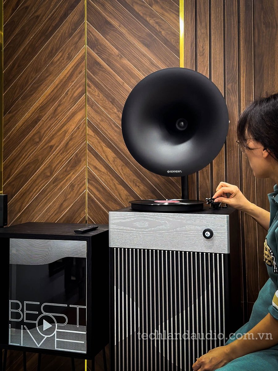 AudioTechland's tweet photo. Nét cô đọng trong thiêt kế “Minimalist design concept”
bởi sự đối lập trong vật liệu, tối giản nhưng tinh tế, tạo nên một không gian thật tĩnh tại, đầy sâu lắng...
TecHland Audio 39 Tràng Thi, Hoàn Kiếm, Hà Nội
#Gramophone #techlandaudio #Music #Donuti5 #vinyl https://t.co/tM7noYzzck
