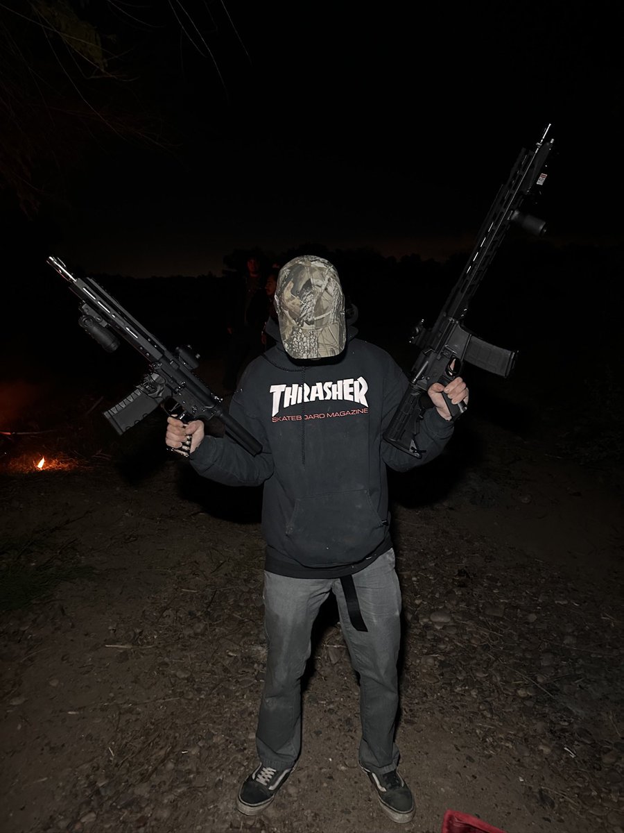 Skaterkyle01's tweet photo. Nocturnal https://t.co/RMtn8LHFfr