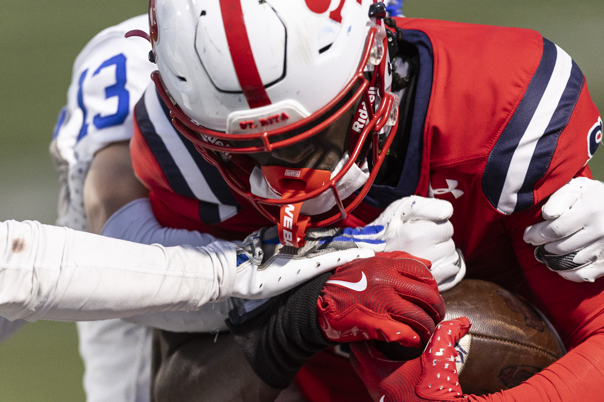 VincentDJohnson's tweet image. When I'm getting you this close to the action, #NoCrop.

#Quincy vs. #StRita