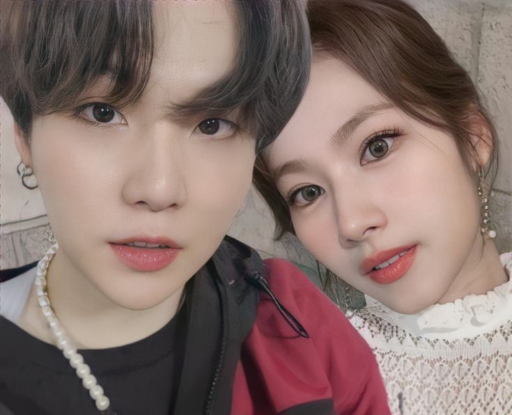 springbearhour's tweet photo. 10. #sasuga
Kapal gen 3 kesayanganku 🥺
Menurutku cocok aja sih. Yang cowo cuek dan cool ketemu cewenya yang clumsy dan lucu https://t.co/yZw8SH714C