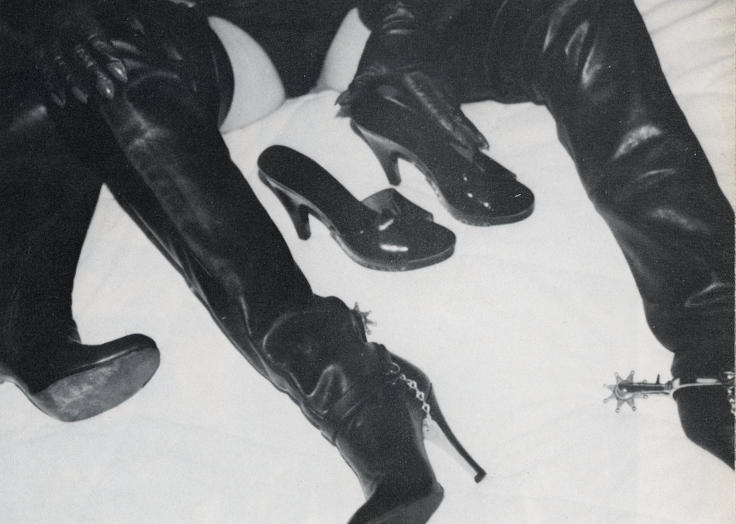 vintagefemdom  / X