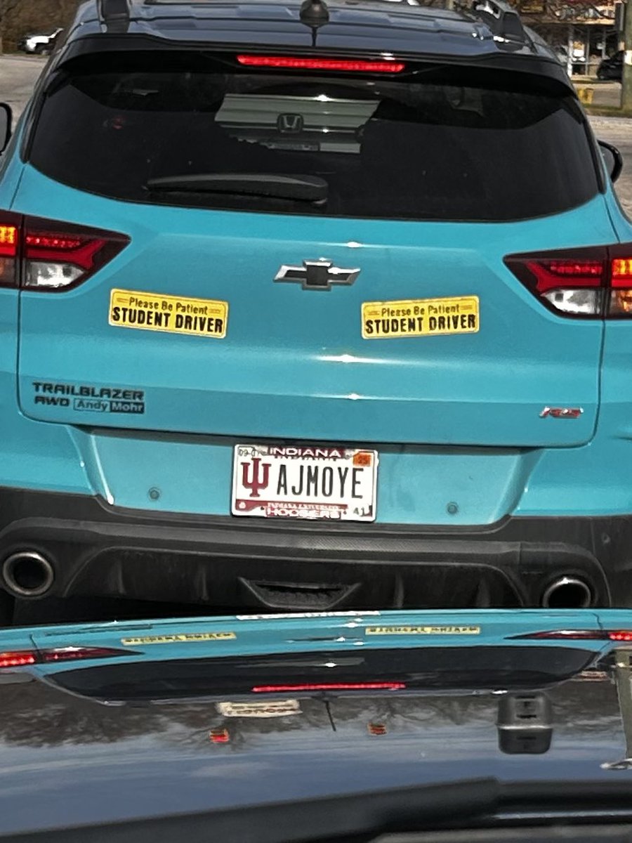 Bluebeans11's tweet photo. @millerkopp Weird saw this today. https://t.co/fc9To2k2Eq