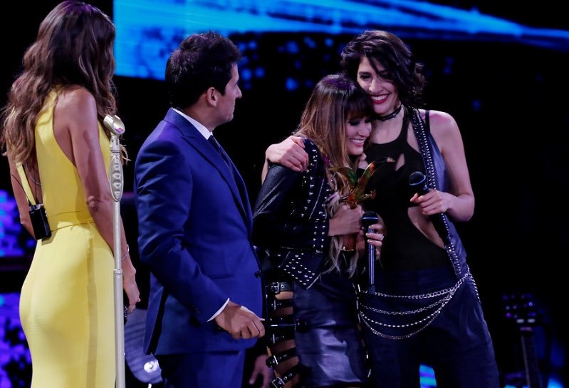pattopattyto21's tweet photo. Este año sí les daben dar la gaviota de platino🥹🕯

 #HaAshViña2025 #HaAshEnViña2 https://t.co/MRE9VyQ29j