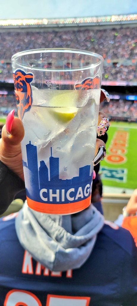 Mrs. Chicago tweet media