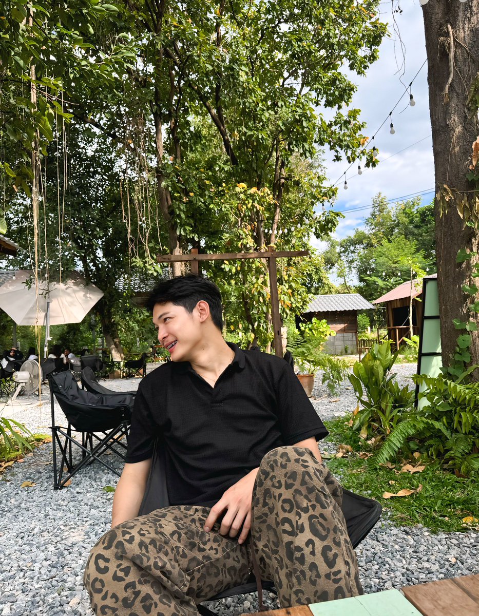 BenzScamander's tweet photo. Cobblestone https://t.co/uy1s63JqCI