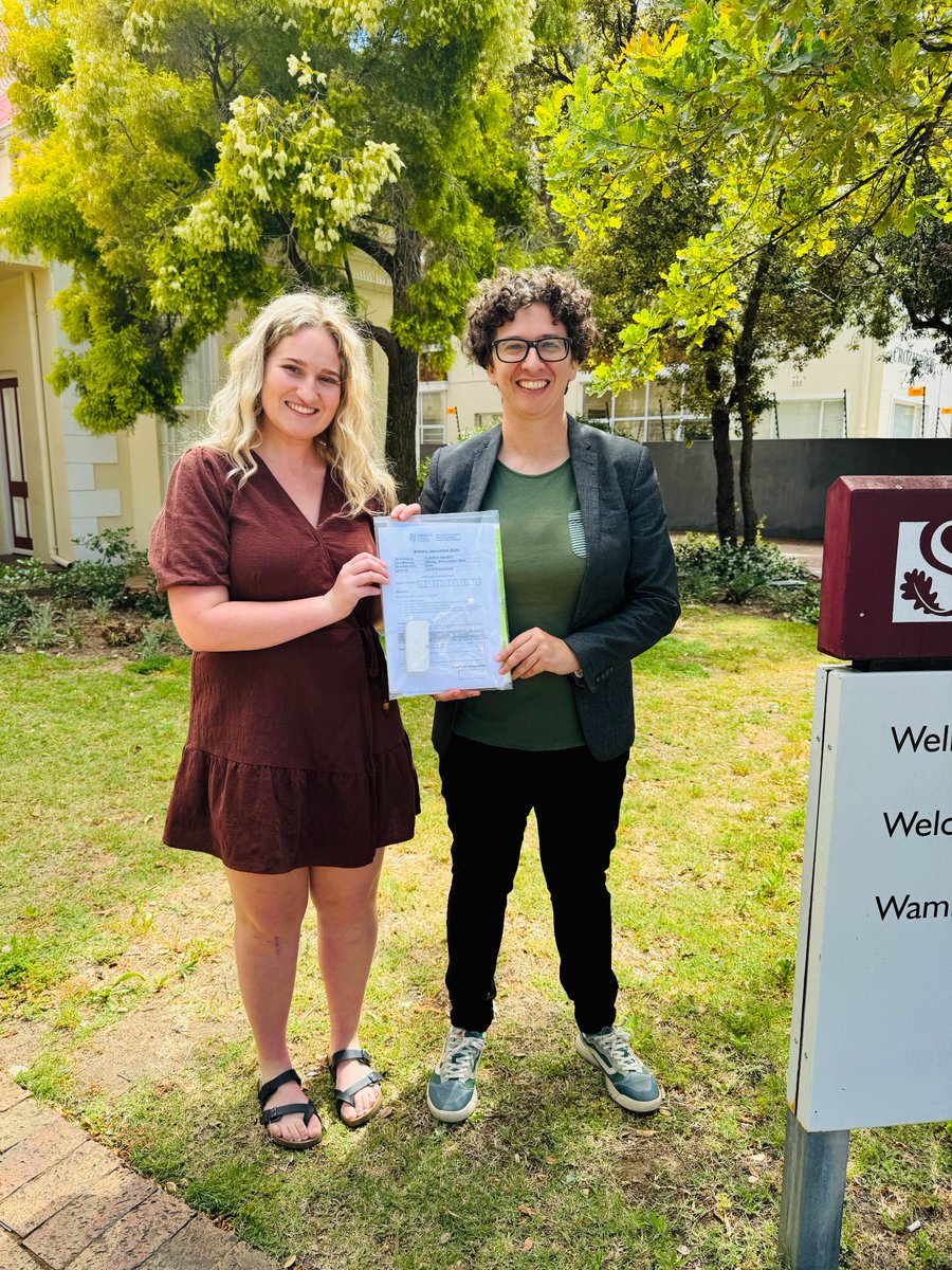 StelliesJourn's tweet image. The moment we&apos;ve all been waiting for: the submission of the final in-depth project! 🎉 Up next: Maliza 

Here’s Maliza alongside her mentor and lecturer, Anneli Groenewald, celebrating this milestone. 🌟🌟

#InDepthProject #FinalSubmissionDay #proudmoment
#stelliesjourn