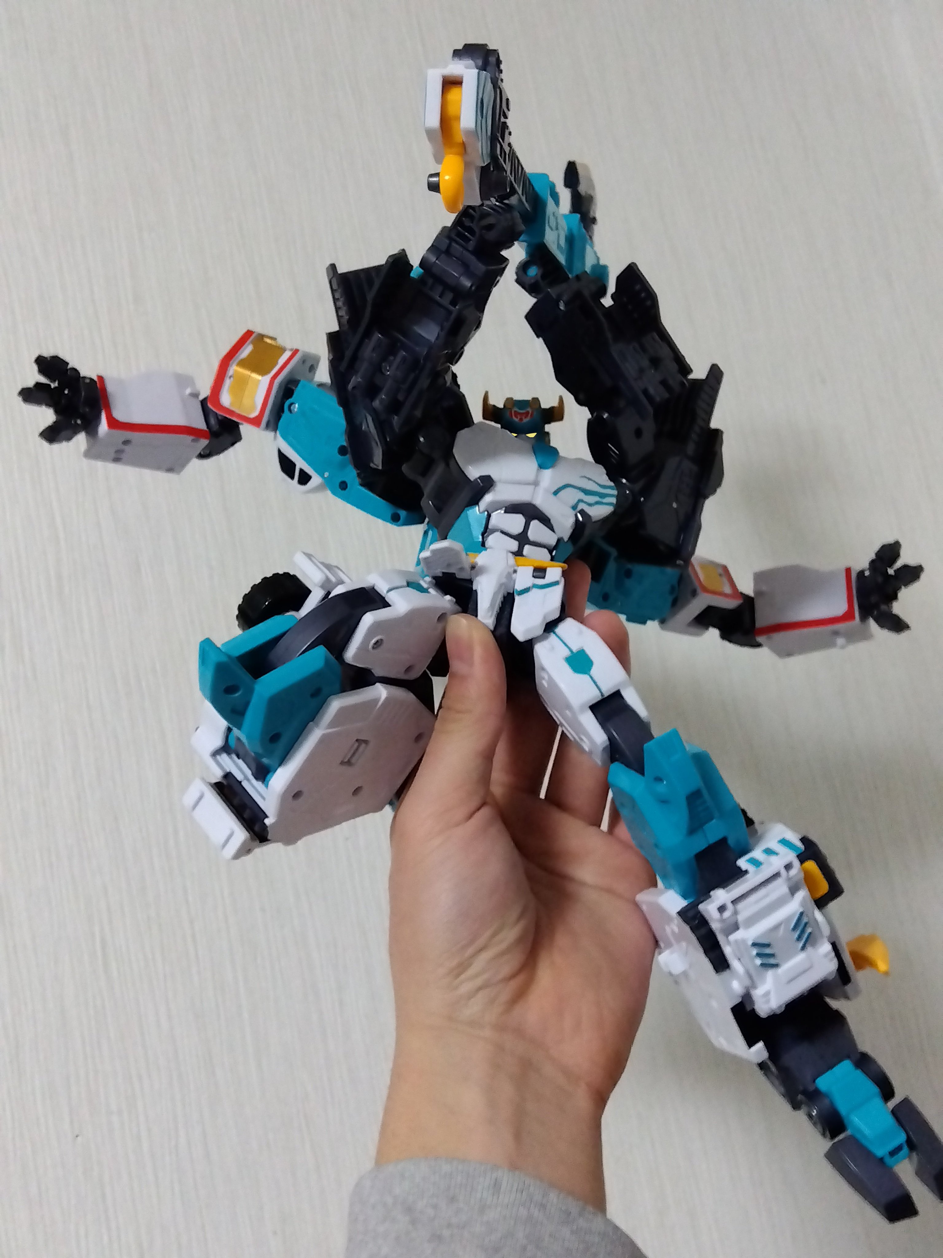 Amazon.co.jp: メタルカードボット S マッスルハイド 韓国 変形