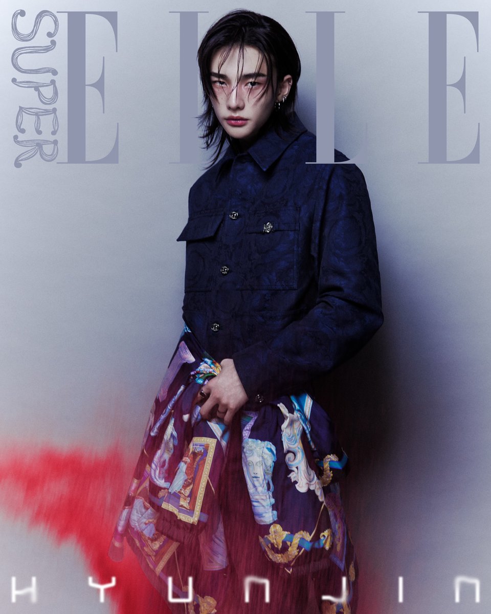 #SuperELLE #현진 #HYUNJIN <a href="/Stray_Kids/">Stray Kids</a> 

슈퍼 비주얼! 스트레이 키즈 현진, 'Super ELLE' 커버 장식

🔗bit.ly/3YVtv9x