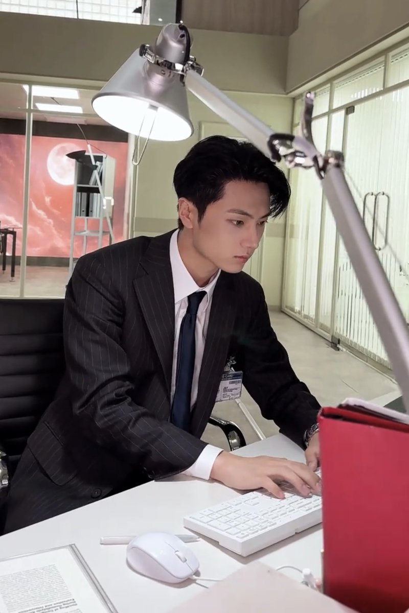 g_md_ri's tweet image. 관심.있어요