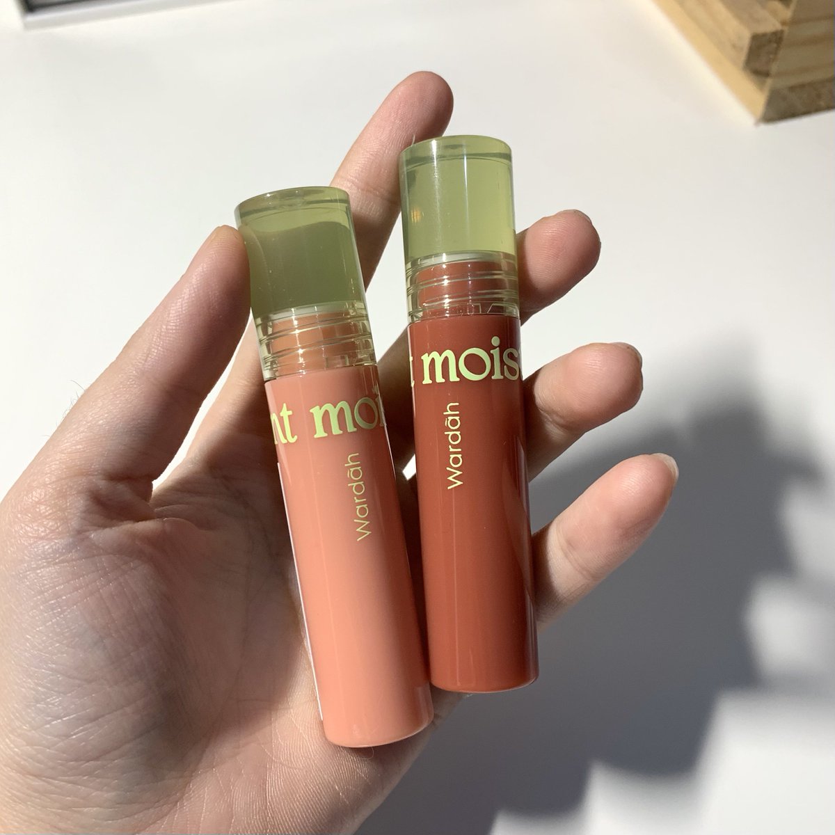 sundaaaey's tweet photo. PRODUK TER-GONGGG YANG MINIMAL HARUS KALIAN COBA SEKALI ✨✨

awas malah jadi repurchase mulu 🫵🏻😭 https://t.co/b0grkjgMzE