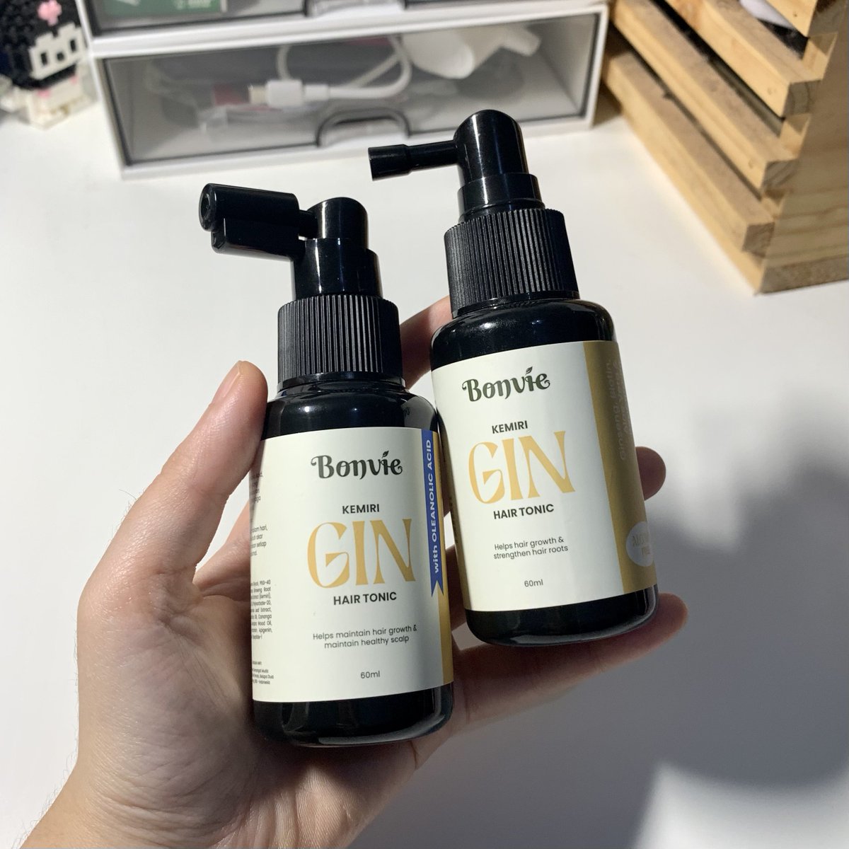 sundaaaey's tweet photo. PRODUK TER-GONGGG YANG MINIMAL HARUS KALIAN COBA SEKALI ✨✨

awas malah jadi repurchase mulu 🫵🏻😭 https://t.co/b0grkjgMzE