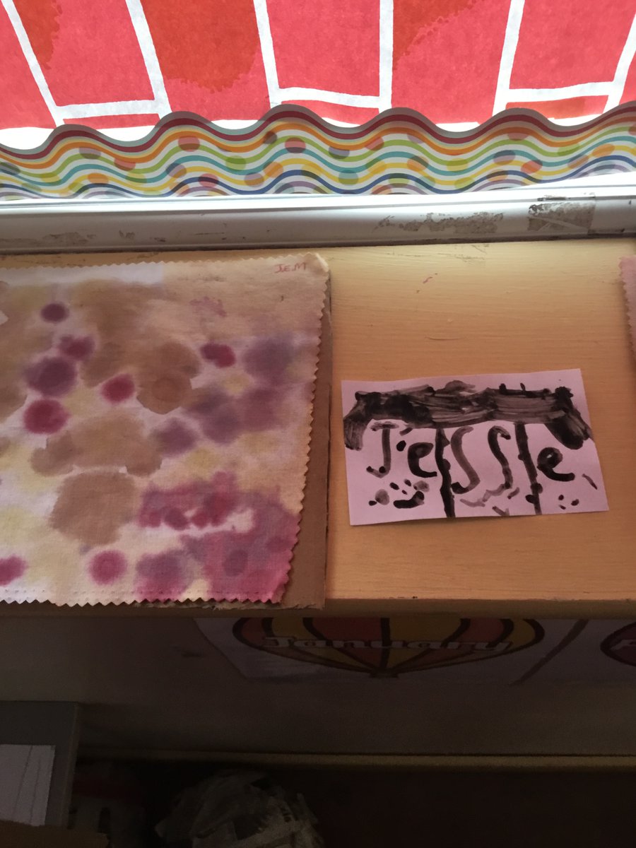 Rang a 2 &amp; 3 had an amazing visit from <a href="/HeritageHubIRE/">The Heritage Council</a> specialist Mary Barry last week. Mary provided a wealth of knowledge on producing Dyes and Inks from Natural Materials and linking it with Fabric and Fibre. A great end to Science week in Castlelyons N.S.<a href="/ScienceWeek/">Science Week Ireland</a>