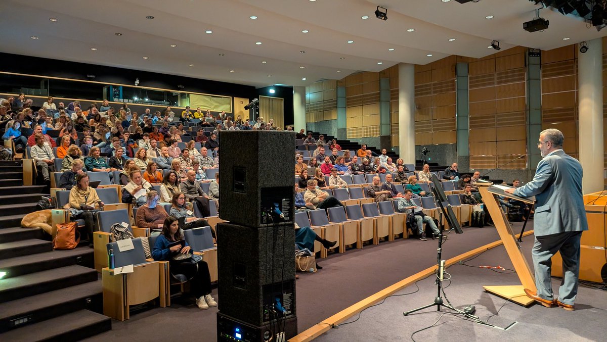 Vandaag start onze eerste AI-studiedag voor het onderwijs met 250 deelnemers. Een dag vol workshops, inspiratie en beleidsadvies. #kenniscentrumdigisprong #ai