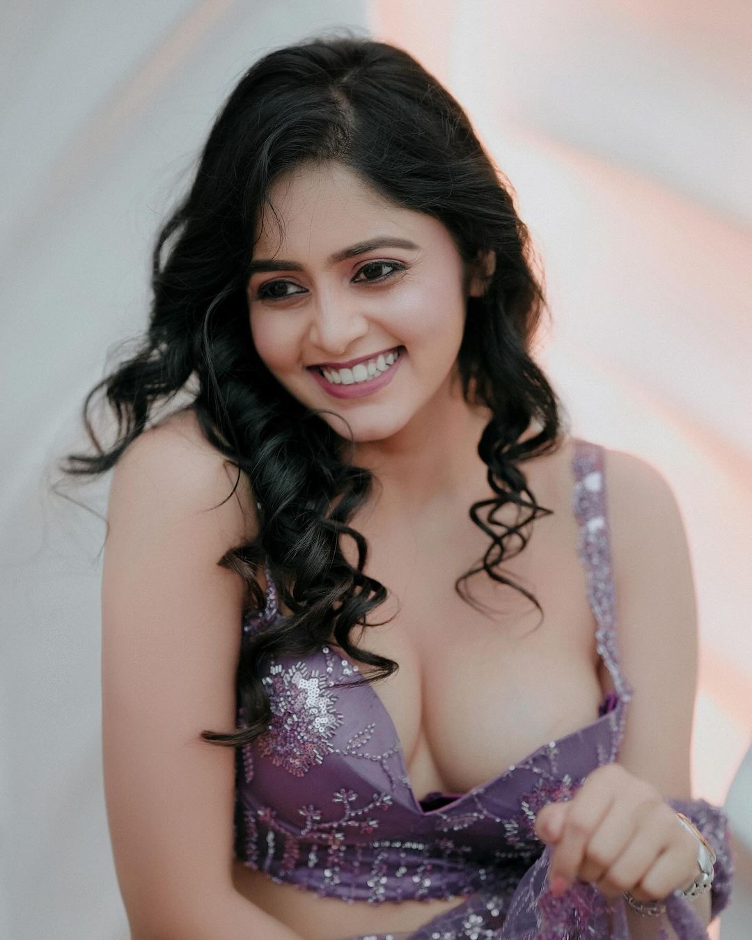 Gcp8mfYbwAAks3r?format=jpg&name=large