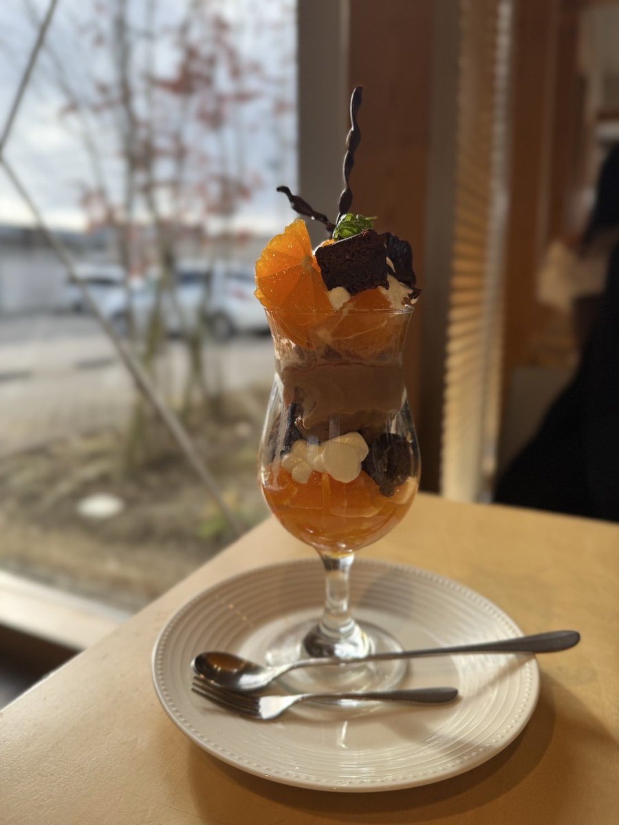 abechiku55's tweet photo. #仙台 #長町 #フルーツピークス仙台富沢店  #フルーツピークス #フルーツパフェ #みかんパフェ #仙台カフェ https://t.co/BlqWO7E5HP