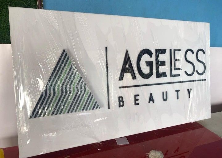 KylerEdge's tweet image. Navigate customers to success! Our clear, effective signage solutions - from wayfinding to informational signs - improve user experience.
wa.me/256703779656

#SignageSolutions
#BrandedSigns
#OfficeSigns
#StoreSigns
#CommercialSignage
#BusinessSigns
#CustomSignage