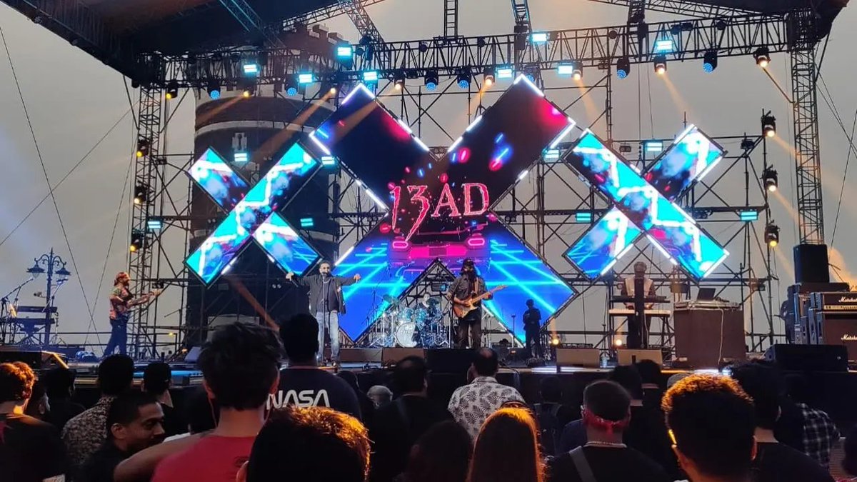 mid_day's tweet photo. #MiddayLifestyle |

IN PHOTOS: At Mahindra I-Rock music fest, 13AD, Swarathma, Indus Creed give breathtaking performances on Day 1

#Mumbaimusic #indianmusic #mumbai #Lifestylenews #dockyardroad #mazgaon #thingstodoinmumbai

https://t.co/WhbXEN3C3l https://t.co/soKcZL3A2q