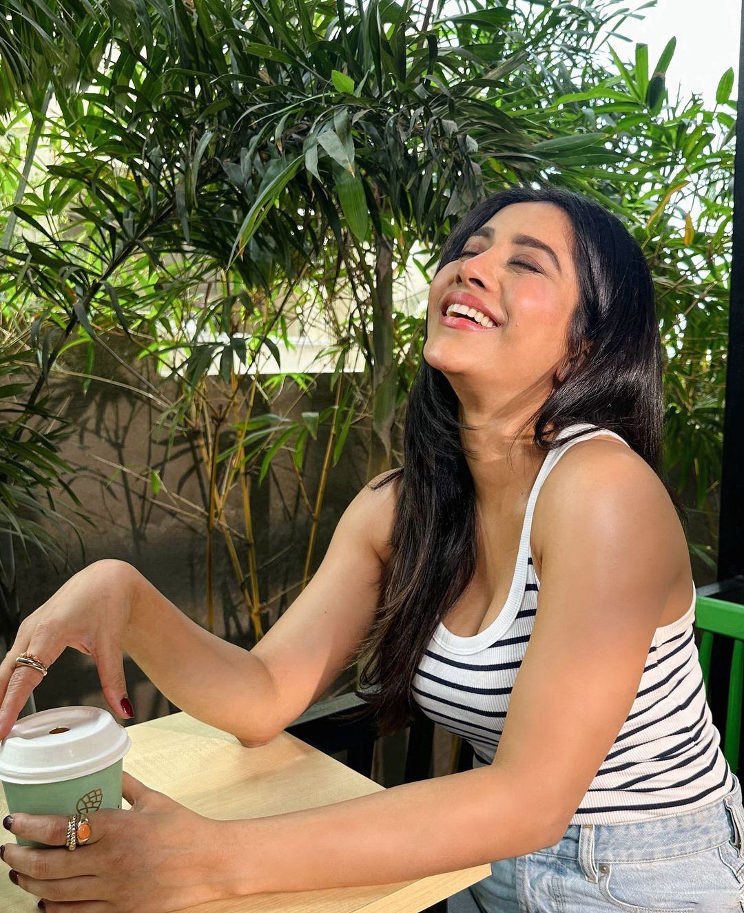 GcpHEV_aYAA_Vo1?format=jpg&name=large