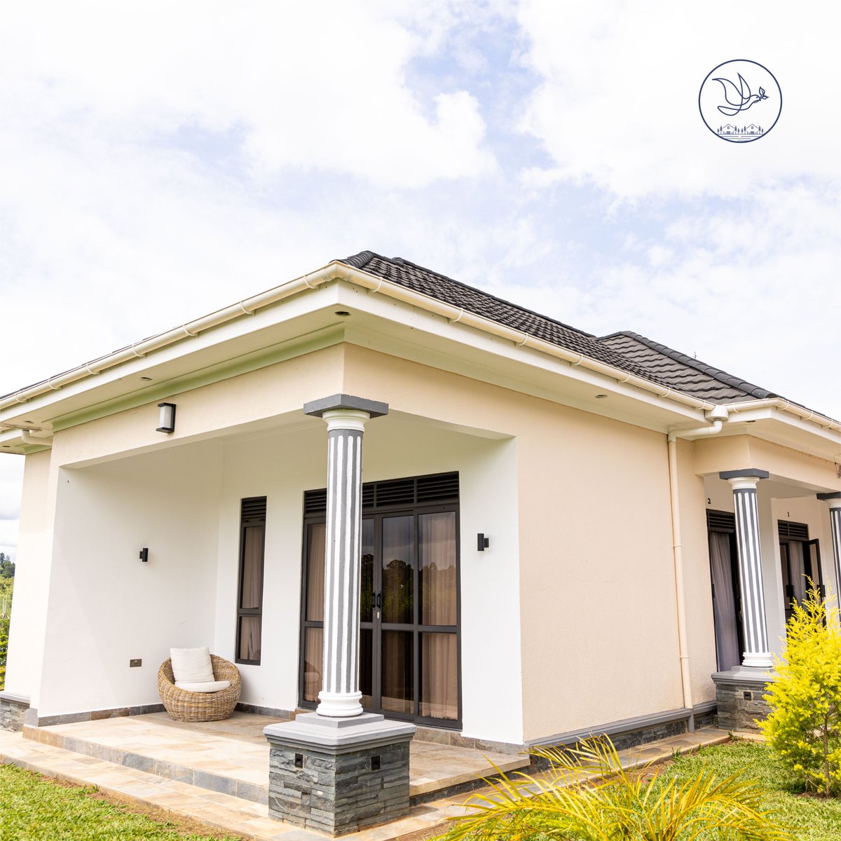 Master_Resort's tweet photo. Discover serenity at Master Peace Resort 🌿🏨 Book your stay now and enjoy our exclusive opening prices valid until December 1st 📅 For inquiries & reservations: +256 770 755 162 #TravelGoals #LuxuryStay #MasterPeaceResort https://t.co/MjVzfxpbIR