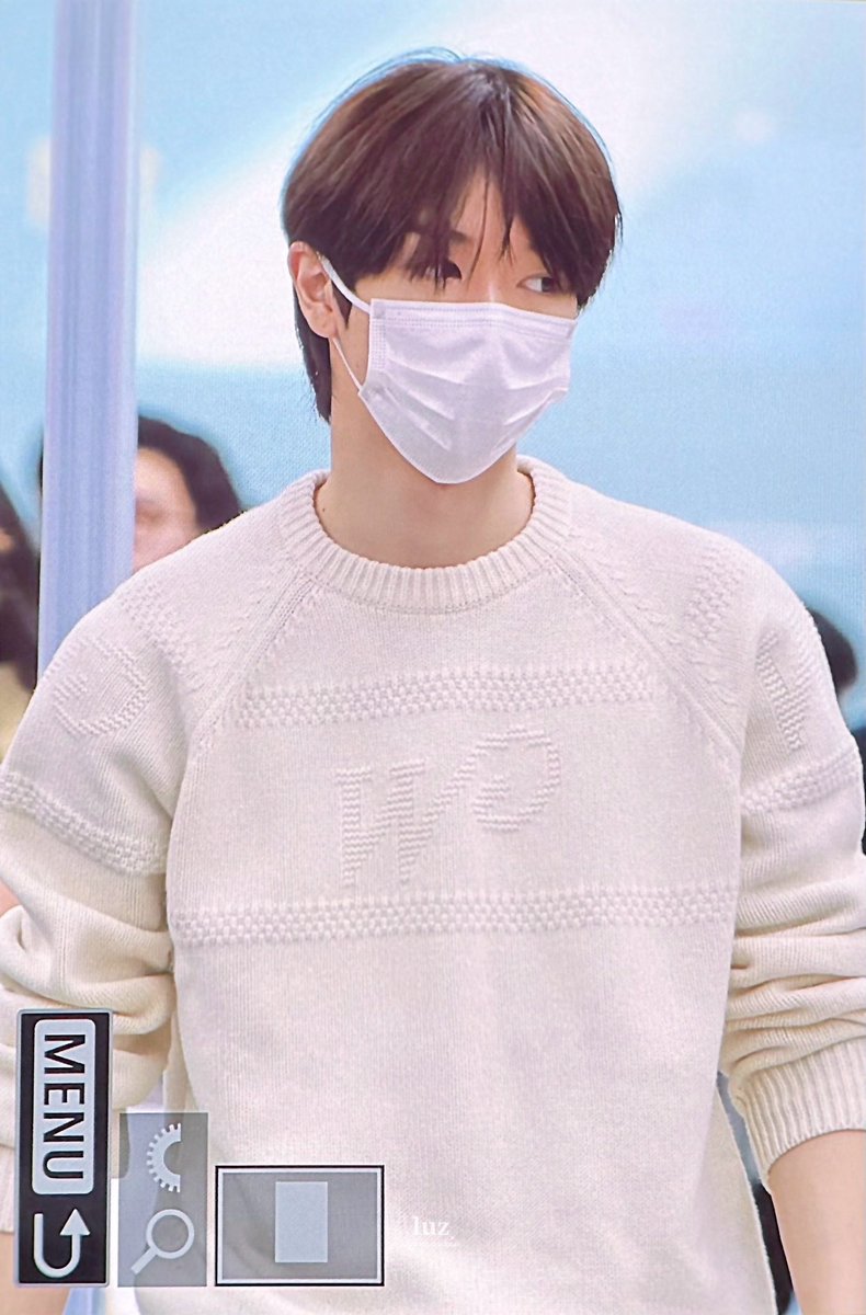luzdel913's tweet photo. 241118 ICN
#라이즈 #RIIZE #성찬 #SUNGCHAN https://t.co/8pu8mjmyyA
