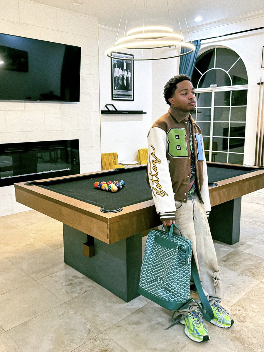 $$$$$$ (@stackioooo) on Twitter photo 