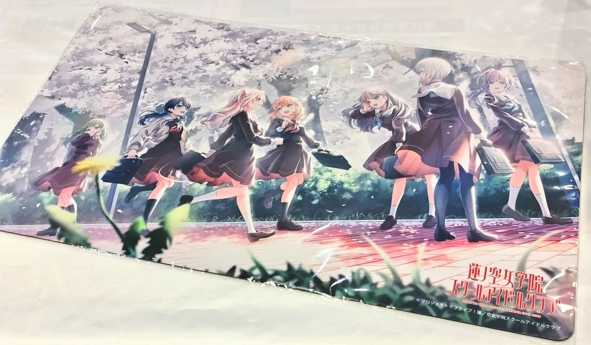 史上初の沙知先輩グッズです。 皆さん是非手にとっていただき、沙知