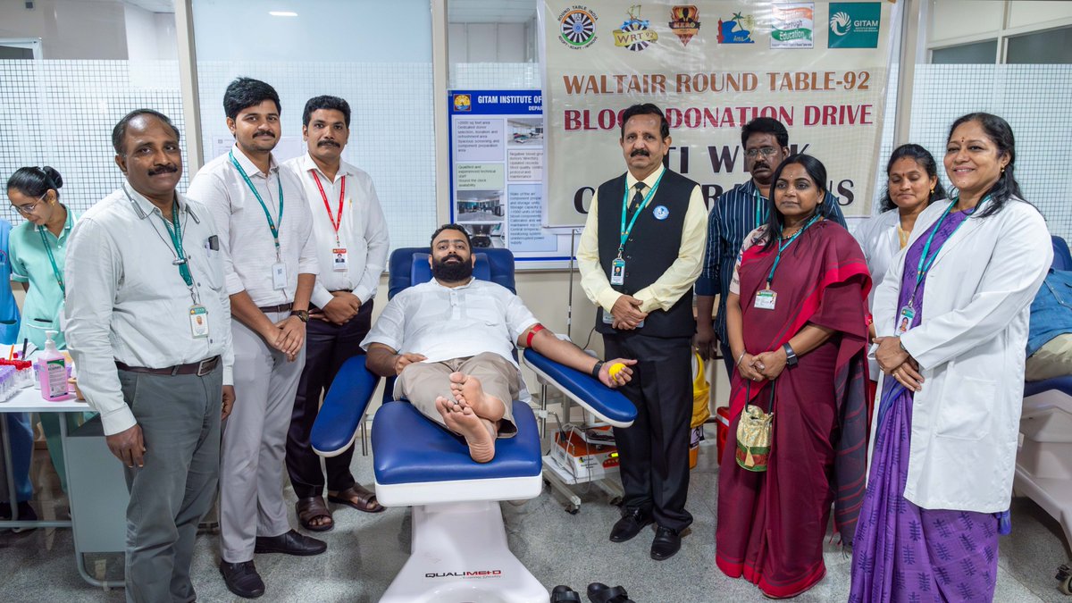 GITAM_msr's tweet image. During #𝗚𝗜𝗠𝗦𝗥’s recent #blood donation drive with 𝗥𝗼𝘂𝗻𝗱 𝗧𝗮𝗯𝗹𝗲 𝗜𝗻𝗱𝗶𝗮, our students, faculty, and community joined forces to collect over 200 units of blood, showcasing solidarity and generosity.
@GITAMUniversity