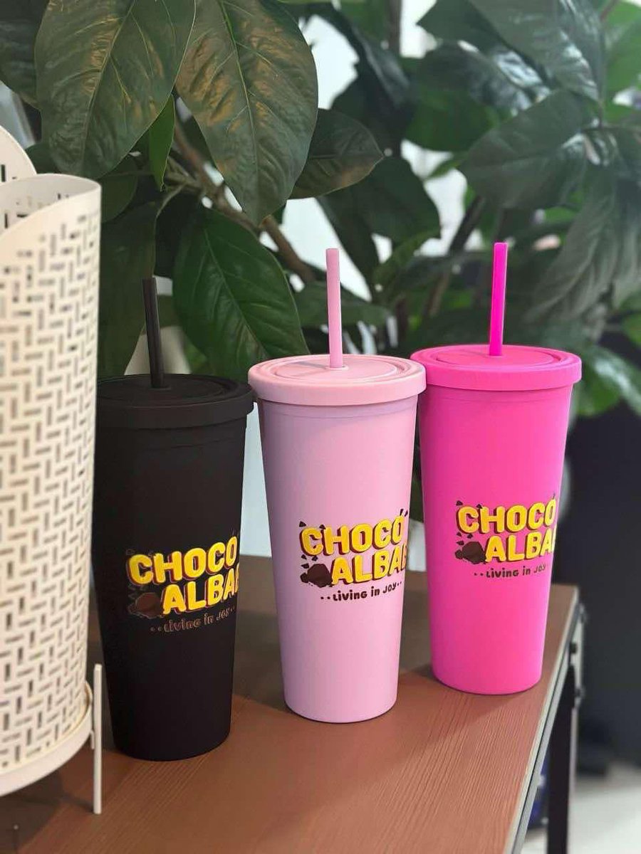 Azmi_Zahari_'s tweet photo. Ada yg nak dapatkan Tumbler Limited Edition ni tak secara FREE?๐๐๐
jom pm azmi segera(tinggal 4 unit je tau!)
#jualcoklatje #chocoalbab https://t.co/Zb4fxNSPRe