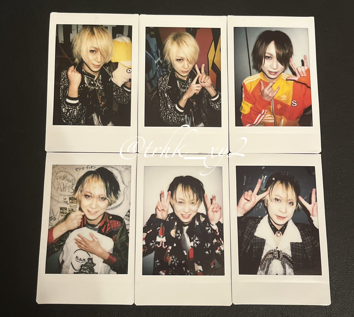 trhk_xy2's tweet photo. ➳拡散希望❥
コドモドラゴン チェキ

異種になりますが
「 噛ミ付ク、最適解。 」
「 ベンタブラック 」
購入特典フォト(マキナ衣装)のハヤトさんor集合と交換可能な方ご連絡お願いいたします。
店舗問いません。

ゆめ /めんめん / チャム / サイン / コメント / インスト https://t.co/iPL0kou1aj