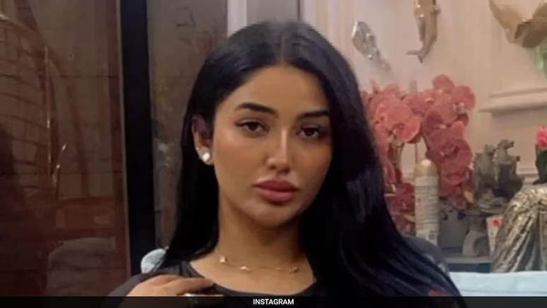 Who is Imsha Rehman TikTok | iiQ8 Entertainment Pakistan Girl