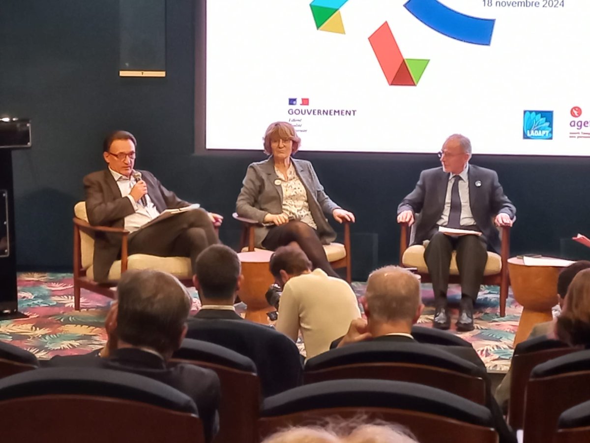 Agefiph_'s tweet photo. @lecocqcharlotte Les présidents du @FIPHFP, de @LADAPT et l'@Agefiph_ prennent la parole pour ce lancement de la #SEEPH2024 🎙
#Handicap #emploi #activateurdeprogres https://t.co/fgvlPwhFMM