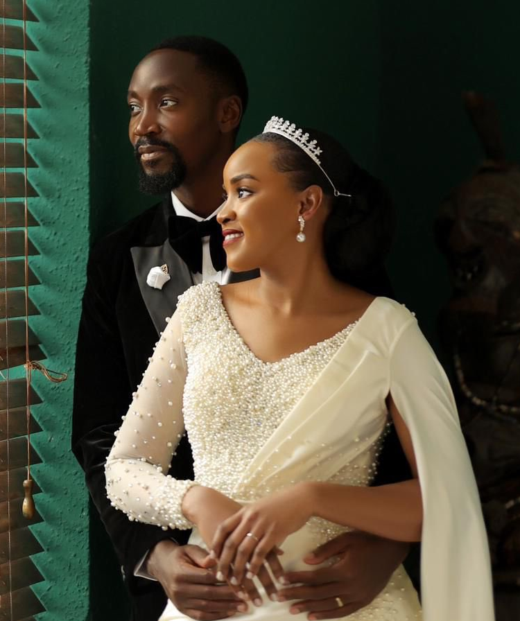 On this day last year #Busoga Kingdom, the rest of #Uganda, and the world witnessed one of the most iconic and colourful events of our time - the Busoga Royal Wedding.

Happy anniversary to Isebantu #Kyabazinga William Gabula Nadiope IV and #Inhebantu Jovia Mutesi.