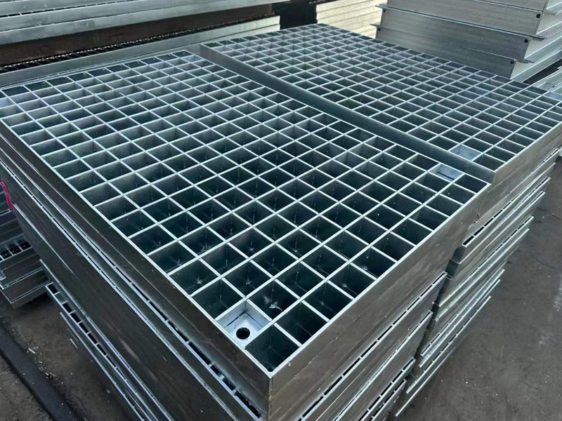 biaobowiremesh's tweet image. #PressLockedSteelGrating is made of recyclable steel, offering sustainability, strength, and durability. Enhance your projects today:  bit.ly/3SHU2pb 🚀 #BiaoboWireMesh  contact us:+86 13785260627 Email：admin@bometalgrating.com beststeelgrating.com