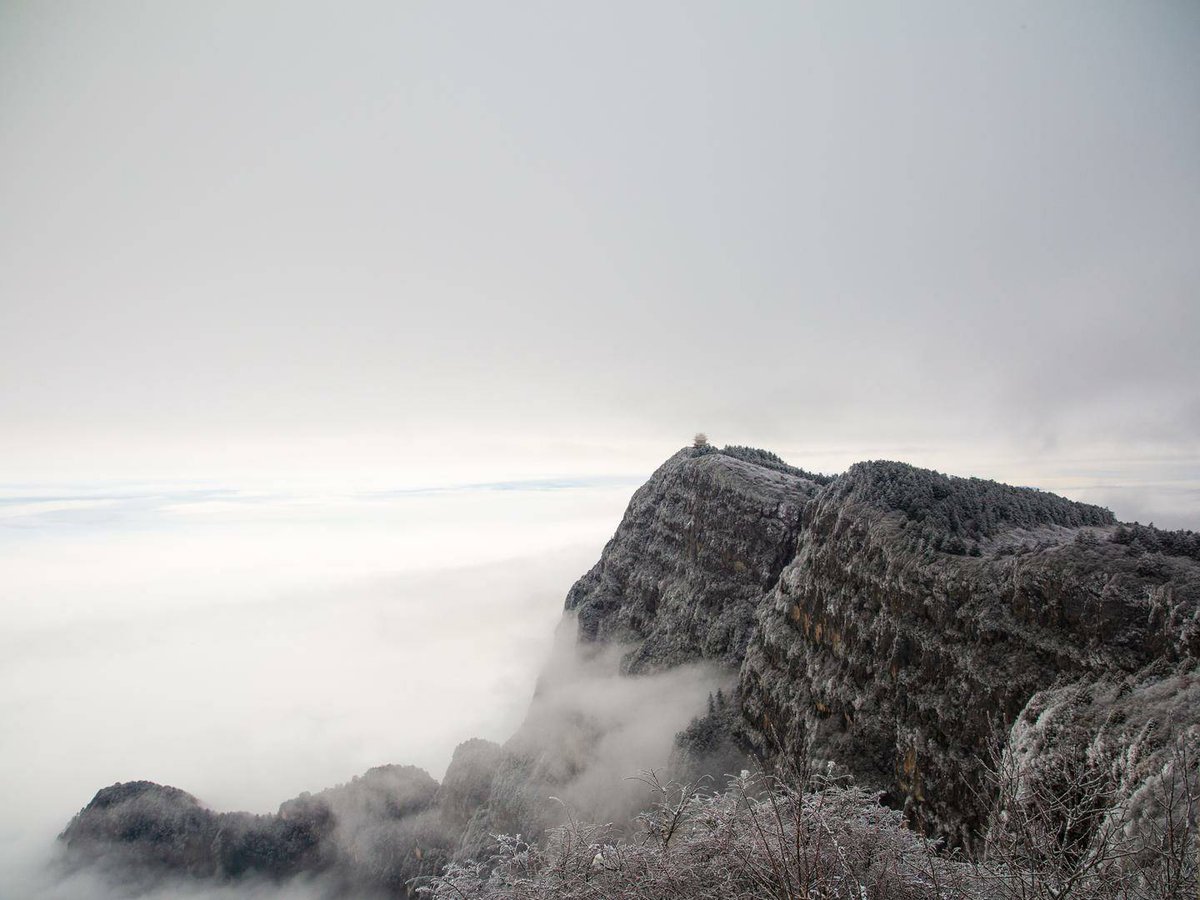 今天还在和朋友讨论，如果做大饼周期，16000到现在90000。已经5倍了！可以开始分批出了！剩下的每涨10000刀就卖10%！（ps：不是投资交易，纯粹个人想法）