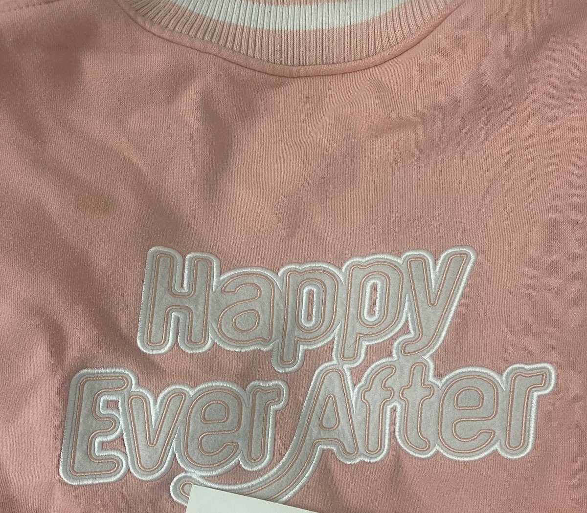 carr0tarea's tweet photo. WTS LFB BTS jacket Happy Ever After BT21

Bomber Size L 95$
BT21 Cooky +bagcharm 150$

BTS btsgoods 방탄딥디 정국포카 poca btspoca 메모리즈양도 방탄시그 rm jin suga jhope jimin v jungkook lys muster 머스터 방탄팬미팅 머삼터 머스터딥디 매직샵 썸패 윈패 석진 정국 지민 남준 태형 https://t.co/75aFiXh4WD