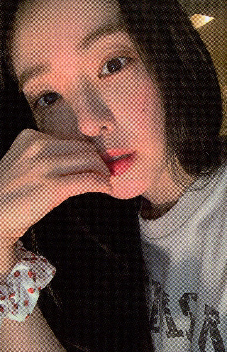 march29th's tweet photo. 주현이 노티드 MD 포카 스캔 https://t.co/3EppttsIS5