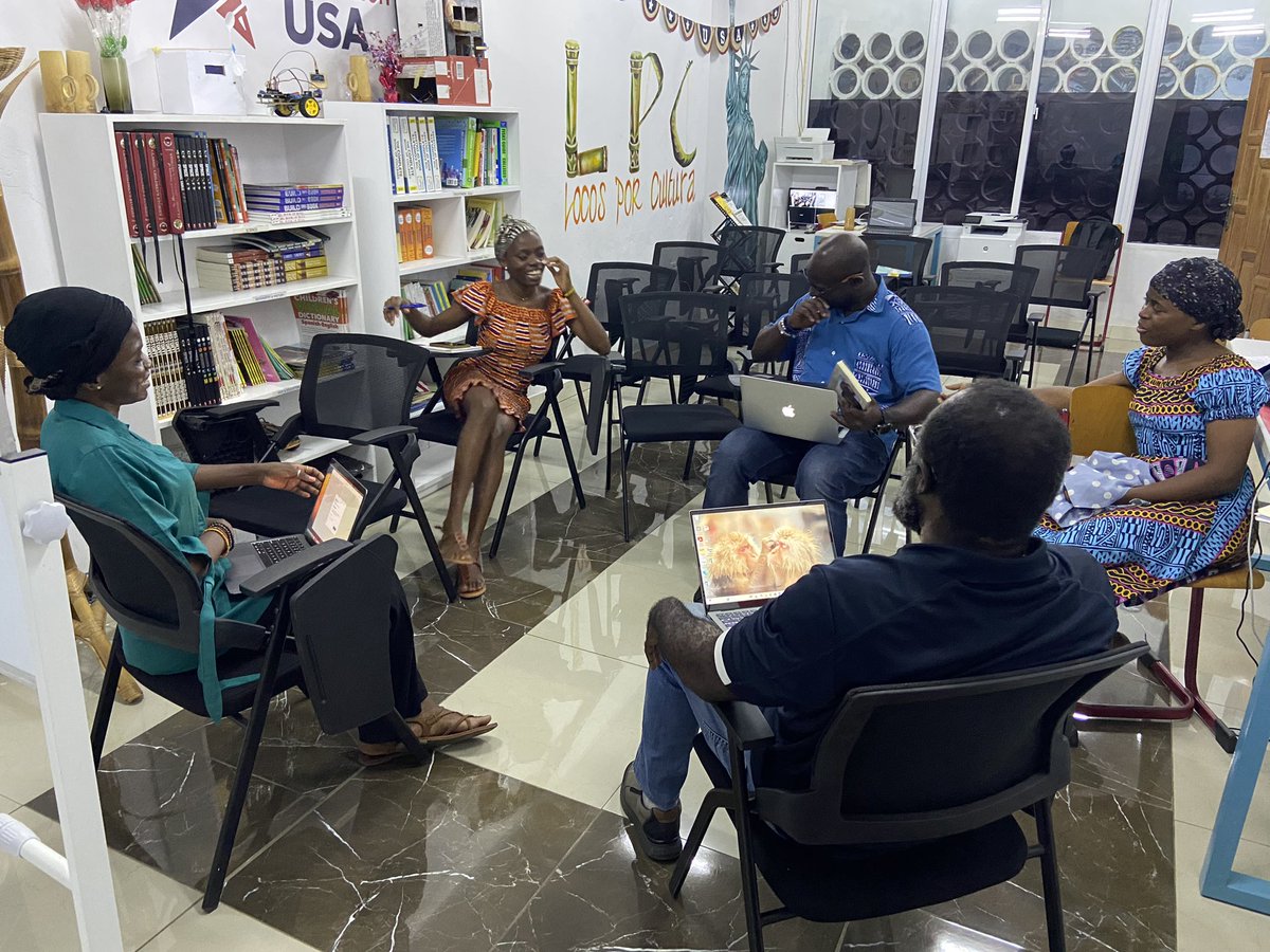 La planificación estratégica es un proceso difícil, complejo y requiere una convergencia de ideas y perspectivas… 
Seguimos ¡Sembrando Esperanzas! 
#cambio #compromiso_social #arte #cultura #locura