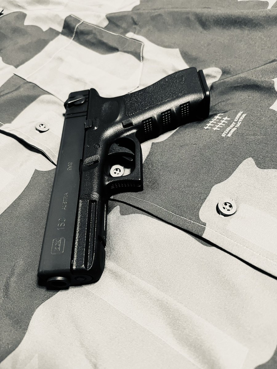 yukimasa4529yu's tweet photo. #UCQBS
#11kill
#18の日
#グロック https://t.co/IR0ofP4uCS