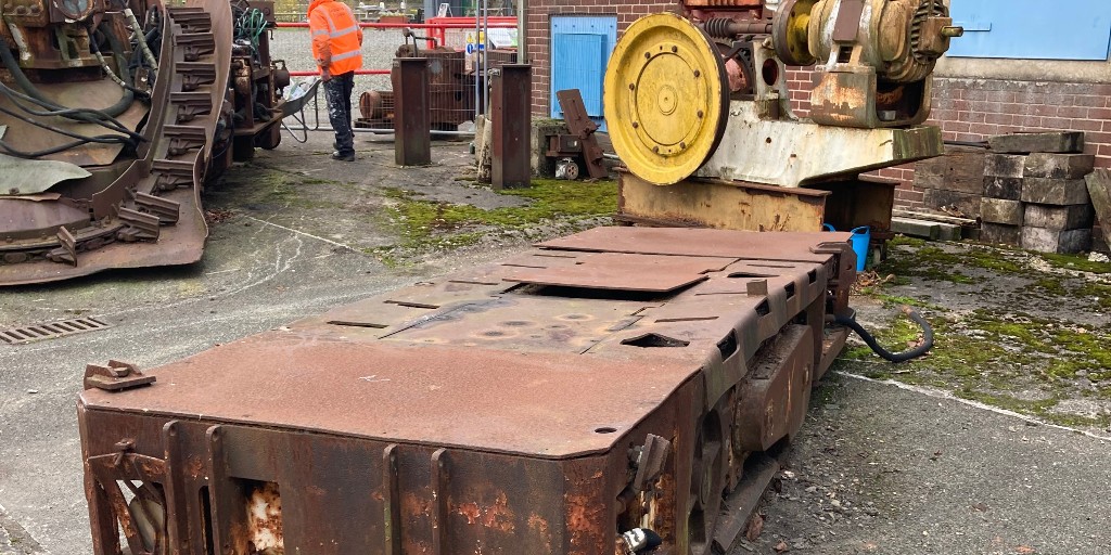 PS_EMidExecTeam tweet media