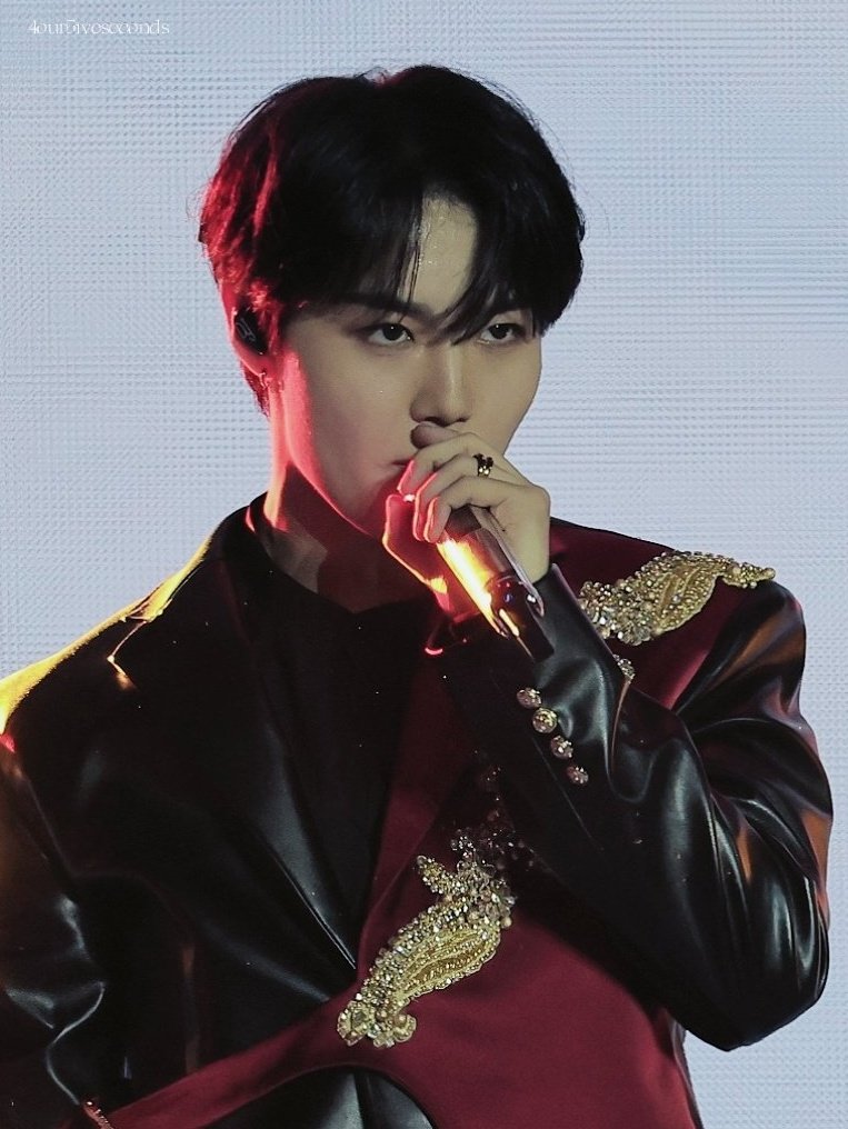 alphahyuk's tweet image. no one can match this diva