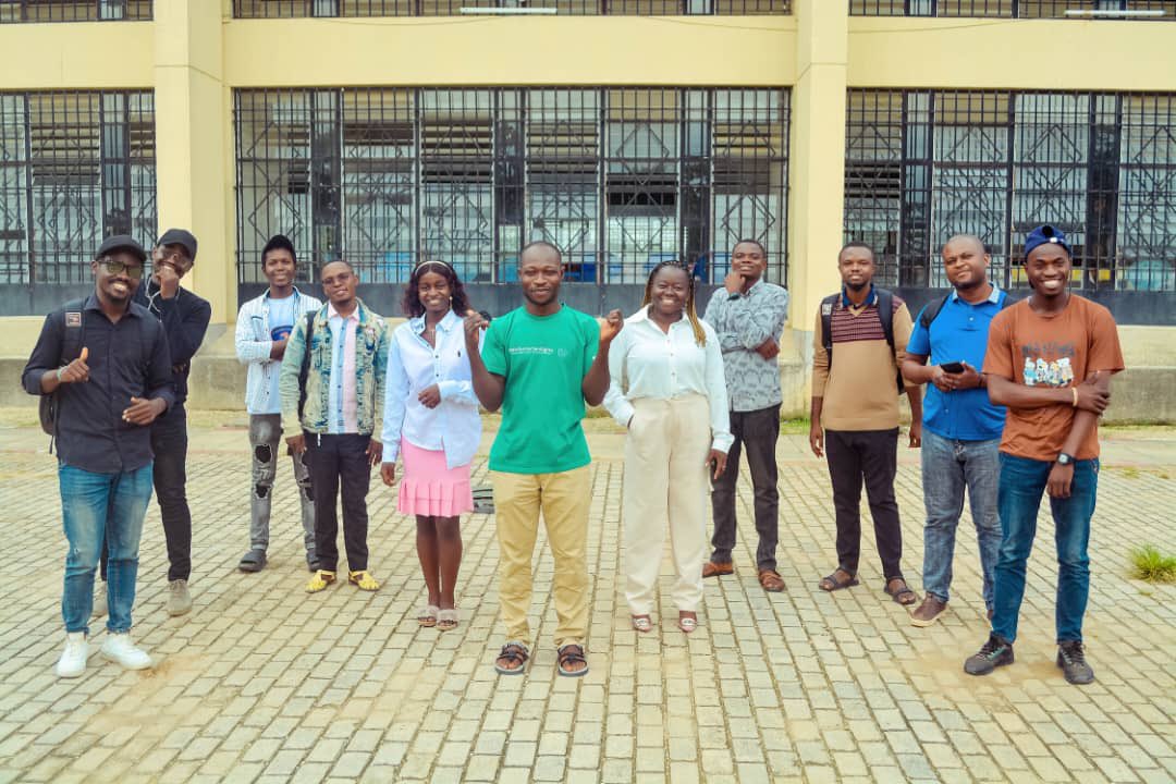 WikimediaRDC's tweet photo. Le Samedi 16/11, nos WikiClubs de Bunia et de Kisangani se sont réunis en #Wikipermanences, dans le but d'accompagner les nouveaux membres et de consolider les compétences des anciens.

Note: ces ateliers font partie du programme de renforcement des capacités de @WikimediaRDC https://t.co/fxhCW0zxIZ