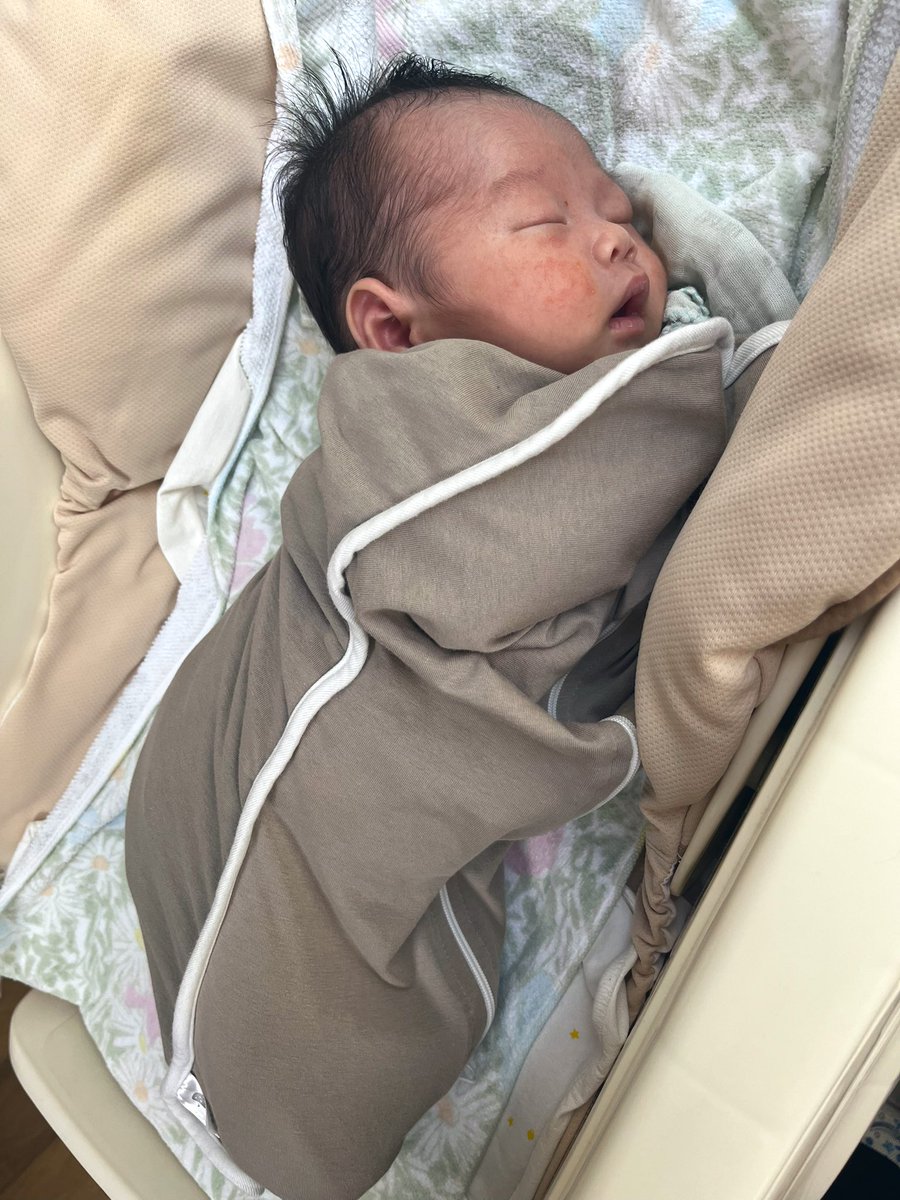 kb_ots's tweet photo. 今日で新生児期おわり！
まだ小粒ちゃんやけど生まれたときに比べると大きくなったなぁ〜🥺 https://t.co/EZUla1P8kV