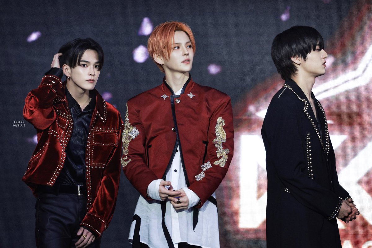 byebyemyblue515's tweet image. 241117 KGMA

🤖️🐯🦋

#요시 #YOSHI #ヨシ
#아사히 #ASAHI #アサヒ 
#하루토 #HARUTO #ハルト 
#트레저 #TREASURE #トレジャー