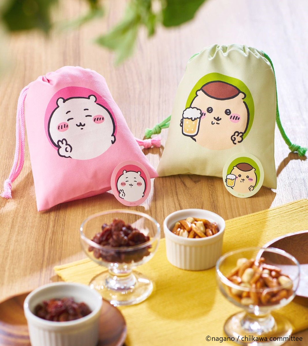 新商品／ 『ちいかわ達のレーズンと巾着（ステッカー付）』 『くり