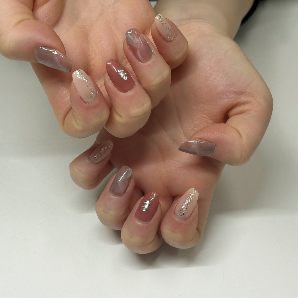 aa_0219's tweet photo. ネイルモデル募集💅

日付🗓11月26日（木）
時間⏰15時～（1時間前後）
料金👛4990円→無料😊
場所🏠渋谷 
デザイン (画像は一例です)
お色変更できます🌻
⚠️添付の注意事項をお読み頂き、DMお待ちしてます😊　

#渋谷　#ネイル #ネイルモデル　#ジェルネイル　#オフ無料　#急募 https://t.co/ZDNAbAhT7p