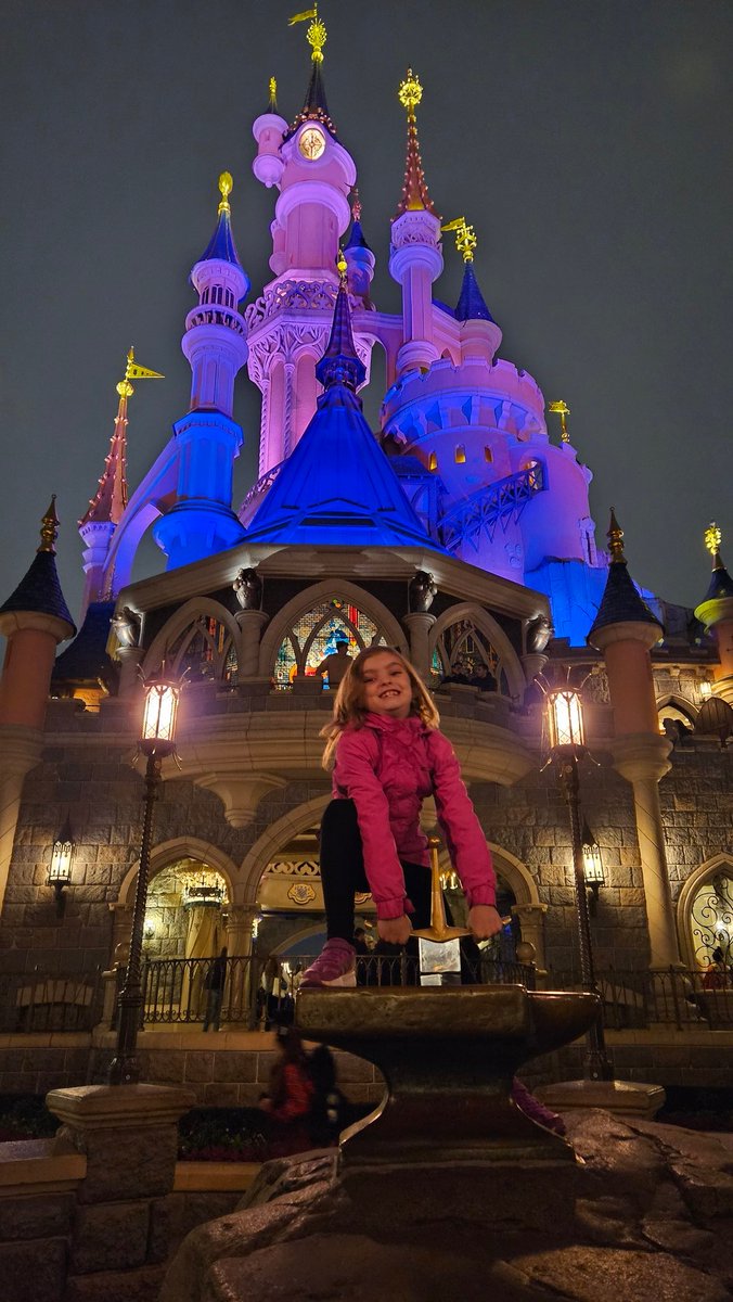 Andrew McCreaddie tweet media