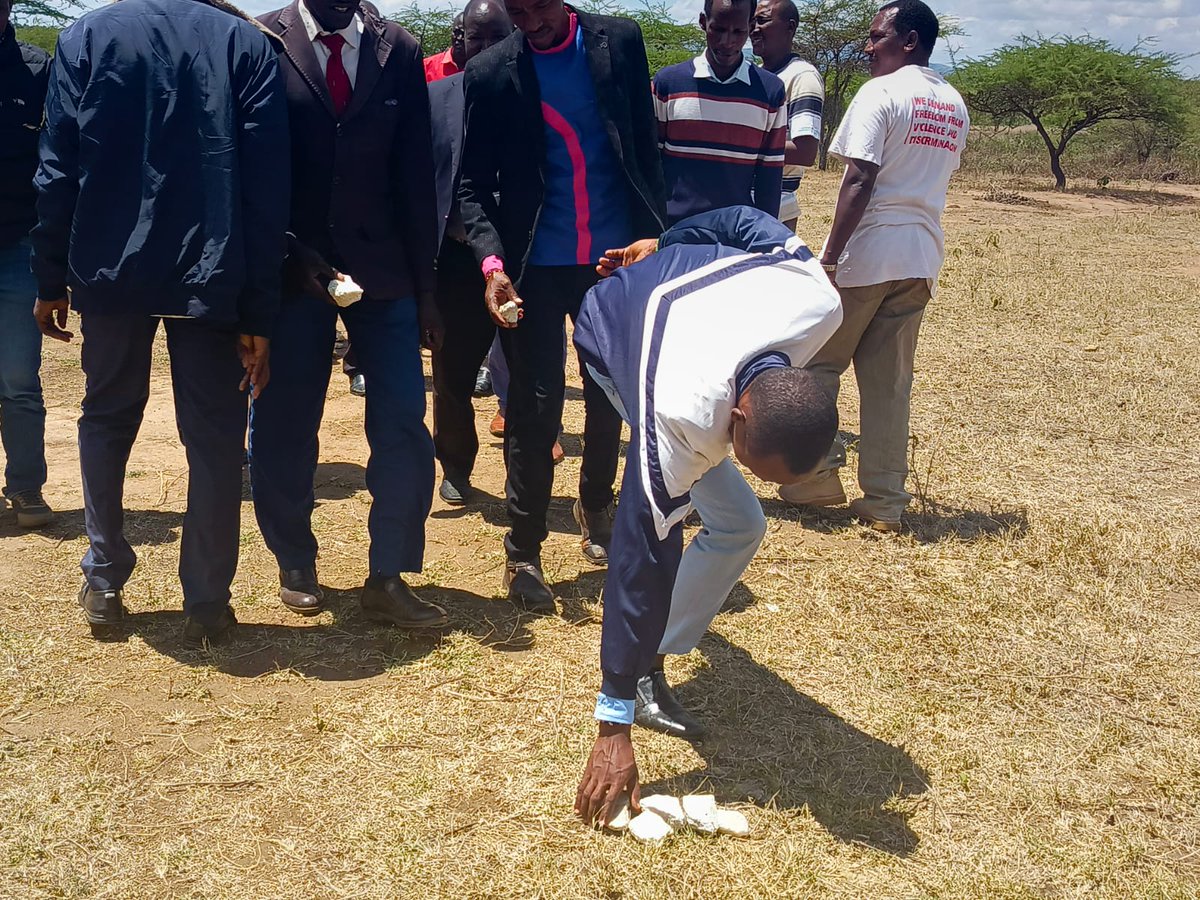 InerelaKenya's tweet image. Religious leaders take a powerful stand, dropping stones of judgment and embracing compassion. Inspired by John 8:1-11, they shift from condemnation to mercy, challenging societal norms and advocating against GBV. #EndGBV #CompassionOverJudgment #StopStigma #16daysofactivism