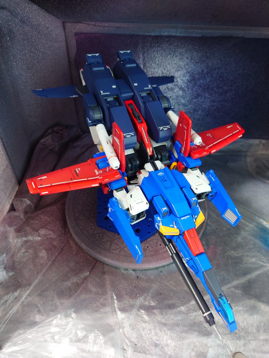 Tomy54606828's tweet photo. MGガンダムZZVer.Ka完成です。
小学生の頃に旧キットの1/100 ガンダムZZを作ったことあるのですが、流石Ver.Ka。スタイリッシュで、可動範囲も考えて作られている。苦労しましたが、満足の一品です。
#ガンダム #ガンプラ #ガンプラ好きな人と繋がりたい #ガンプラの画像貼るとRTされると聞いて https://t.co/jQm2ZVKla8