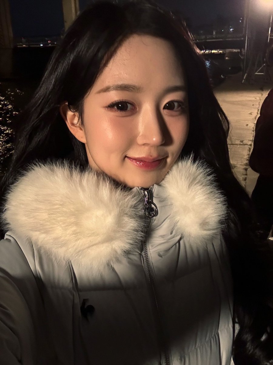 WE_NMIXX's tweet photo. 추워진다 르꼬끄 입쟈!!!

#NMIXX #엔믹스 
#해원 #HAEWON https://t.co/0wYJFLKPdS